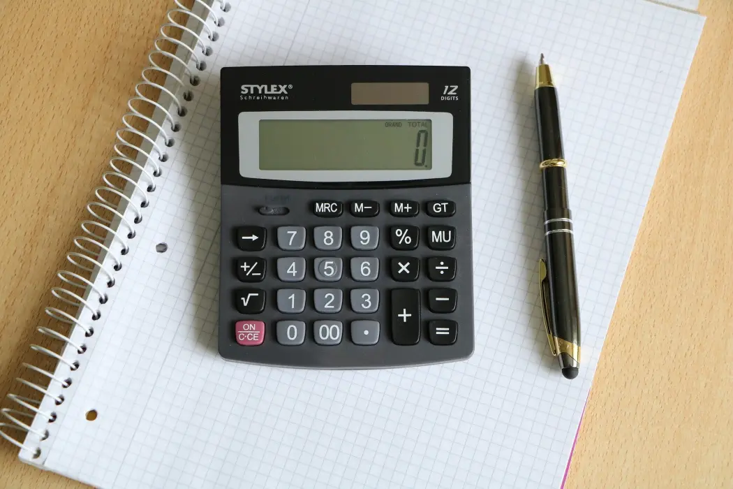 Kalkulator zniżek OC – sprawdź najlepsze oferty polisy OC