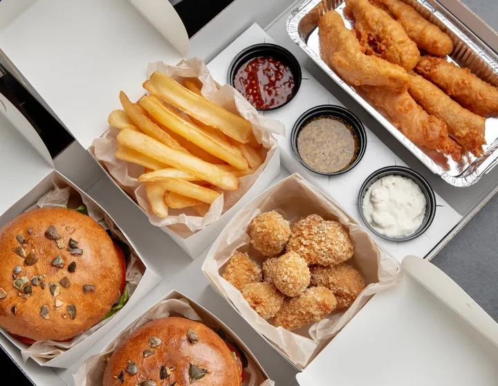 Czy można być fit jedząc fast food? Sekrety zdrowego żywienia