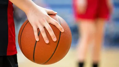 Iskra Tarnów uratowała remis w końcówce. Rezerwy przegrały 0:6