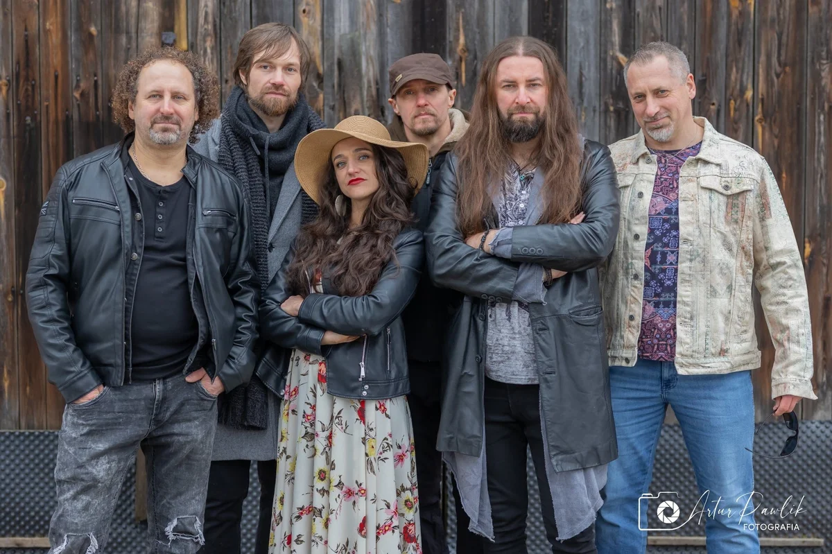 Grafika promocyjna wydarzenia Koncert Łukasza Łyczkowskiego w Whiplash Music Bar w Tarnowie