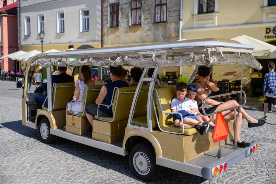 Grafika promocyjna wydarzenia Ostatni moment na przejażdżkę meleksem