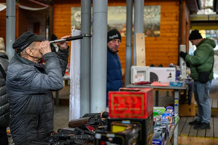 Na Burku znów zrobi się tłoczno. Książki, winyle i antyki wracają