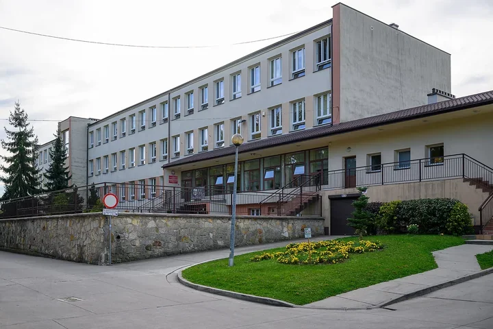 Przy SP 18 powstaną plac zabaw i siłownia. Inwestycja za około 365 tys. zł