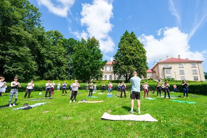 Sobotni fitness w Parku Sanguszków bez opłat i wcześniejszych zapisów