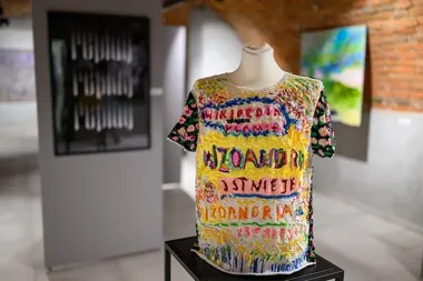 Grafika promocyjna wydarzenia Autorskie oprowadzanie po wystawie „Wyraz - Razem”