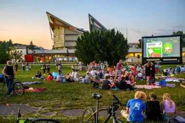 Film pod gwiazdami wraca do Mościc. Na początek niezwykła podróż Emmy