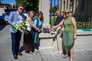 Szpitalnik stanął przy starym szpitalu. Tarnów ma dwudziestą figurkę