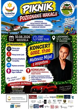 Samoloty, dmuchańce i Renault Clio na weekend. Piknik na lądowisku