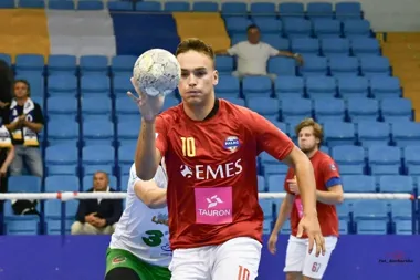 EMES Handball Pałac Tarnów przegrał na inaugurację. Był blisko remisu