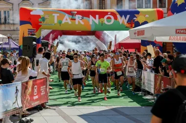 Sylwester Malec najszybszy w Tarnowie. Bieg Maszkarona miał mocne tempo