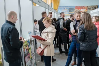 Hala Akademii Tarnowskiej zamieni się w wielki rynek ofert pracy