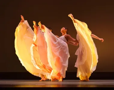 Kalifornijski zespół zatańczy w Mościcach nowoczesny spektakl z europejskiej trasy