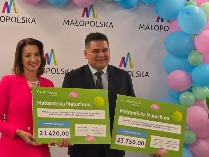 W Tarnowie przybędą fotele w szpitalu i przewijak w Parku Piaskówka
