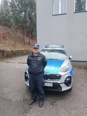 Dzielnicowy z Ciężkowic stawia na kontakt - mieszkańcy mają go pod ręką