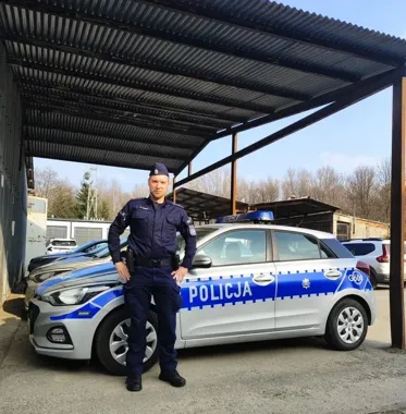 Dzielnicowy z Tarnowa uczy dzieci ratować życie - rejon 22 w akcji