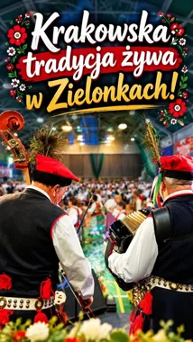 Dwaj mężczyźni w krakowskich strojach ludowych grają na kontrabasie i akordeonie podczas wydarzenia folklorystycznego w hali widowiskowej w Zielonkach.